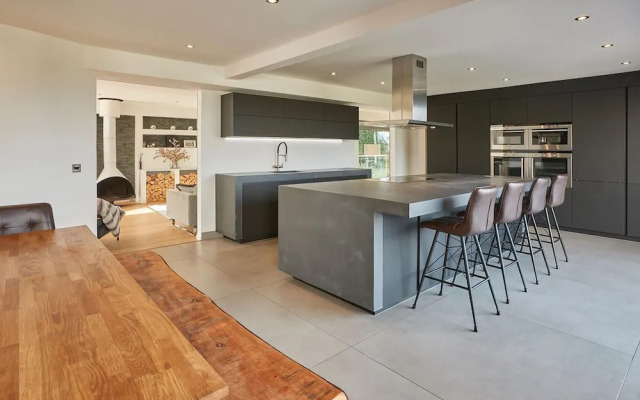 Host Stay Otterhill