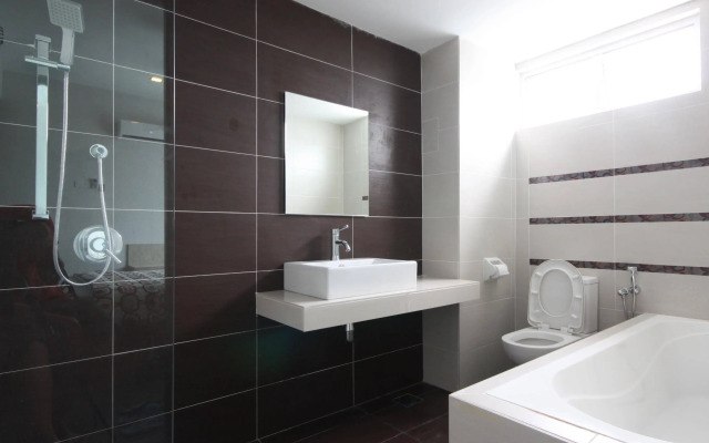 Shamrock Beach Villas Seaview 15