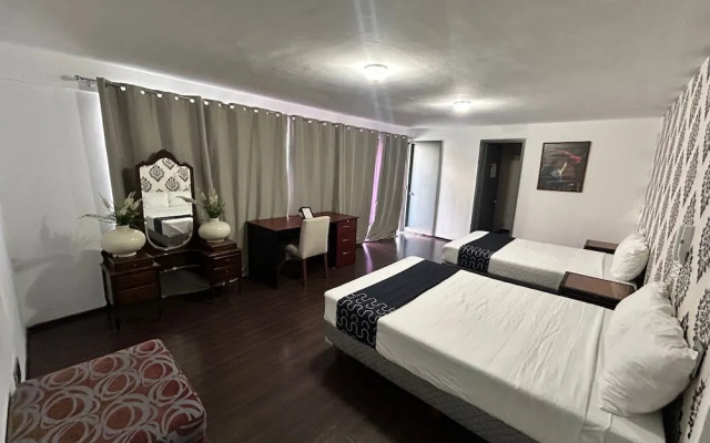 Singular Polanco Goldsmith