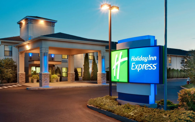 Holiday Inn Express Vernon - Manchester by IHG