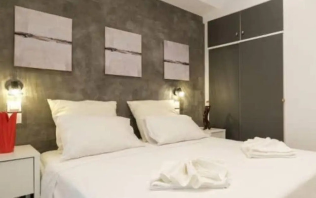 Wonderful Renovated Studio In Thisio