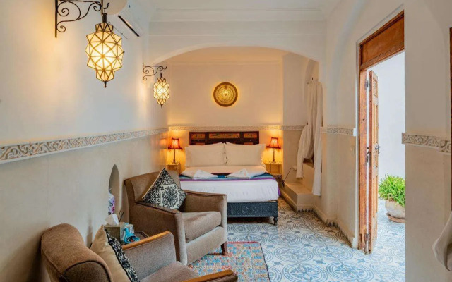 Riad Yamina52