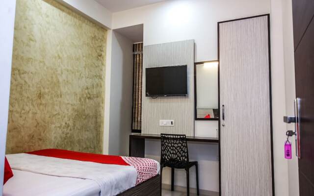 OYO 14891 Madhav Villa