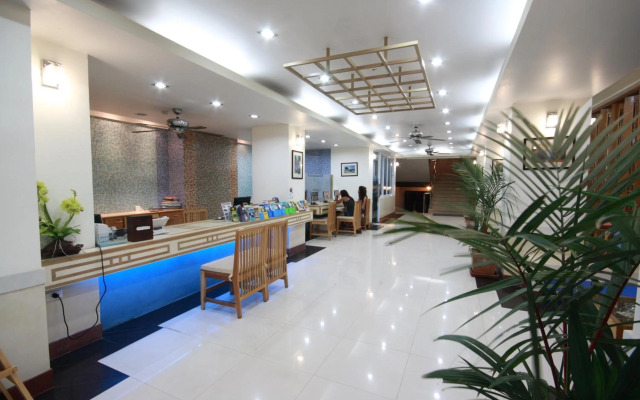 First Residence Hotel