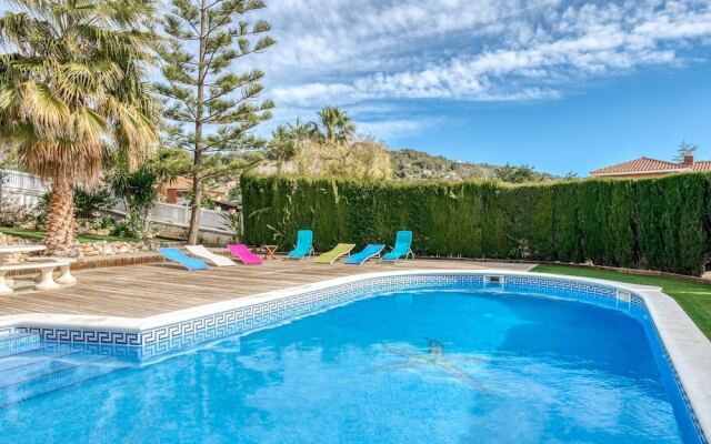 Exotic Villa in Roda de Barà with Private Pool