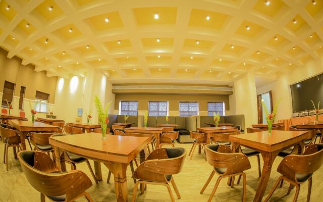 Grand Rockland Hotel