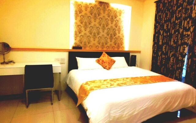 Love Passenger Inn