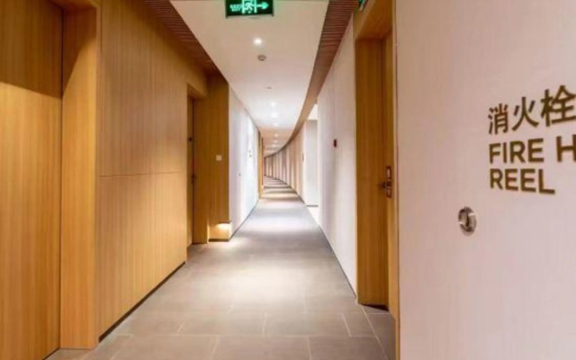 Ice and Snow Ocean Theme Apartment (Zhuhai Shenjing Ocean Kingdom)