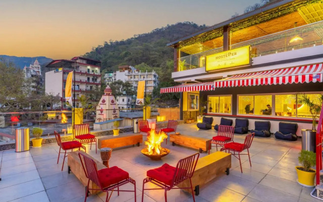The Hosteller Rishikesh, Ganges