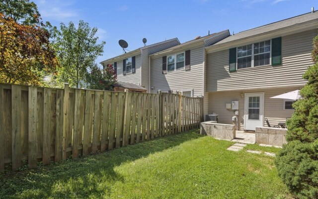 Top Rated Townhome Our Reviews Say It All. Large Discount During Pandemic. Self Checkin, Pet Friendly Super Host Support