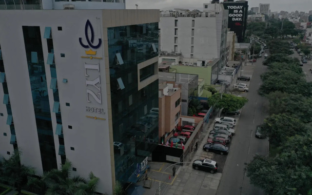 LYZ Business Hotel