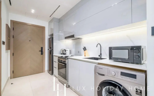 LUX The Modern Binghatti Canal Suite 2