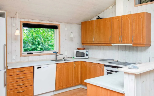 10 Person Holiday Home in Vaeggerlose-by Traum