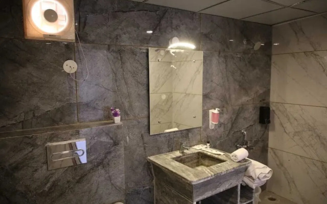 Club 21by Sariska Fun city