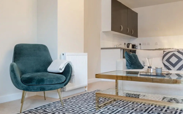 Spacious and Central Flat Near Regent's Park