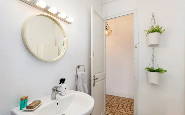 Consell Cent Apartments