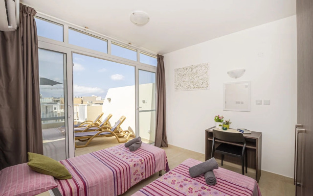 Summer Breeze Penthouse