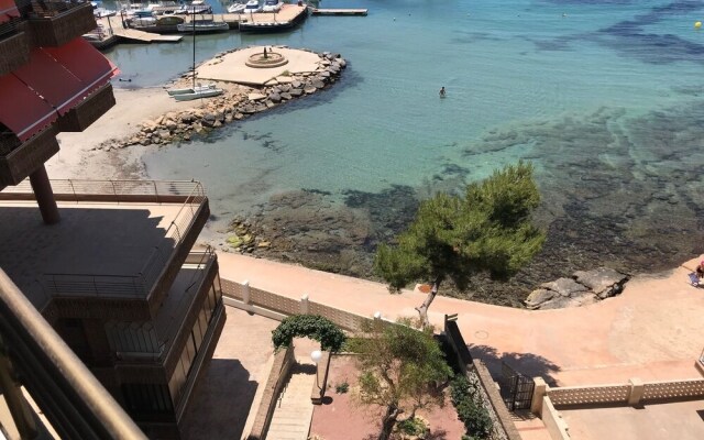 First Line Beach Apartment Alicante