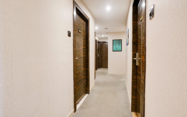 Super Collection O Andheri Near Western Express Highway