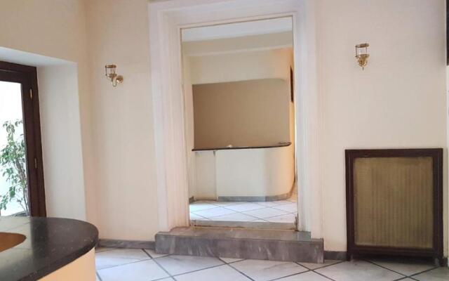 Violet Errathens Apartment - Athens Center, 7 BD, 3 BATH