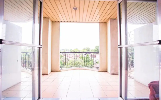 TCC Condo-Hostel by OYO Rooms