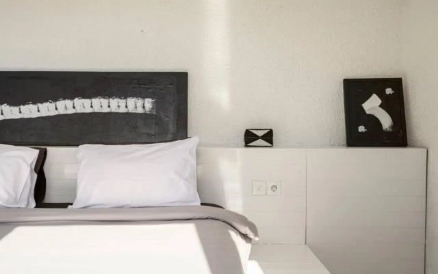 Boutique hotel seminyak 4 beautiful rooms choose your private room with ensuite bathroom – Guest Rooms – Kerobokan Kelod