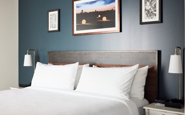 The Confluence Hotel