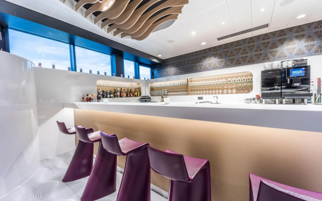 Prize by Radisson, Bern City