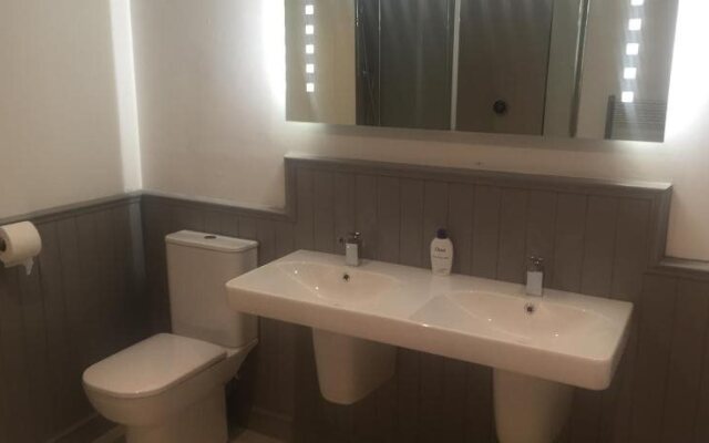 Nithsdale Hotel