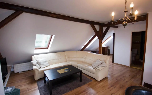 Star Apartments