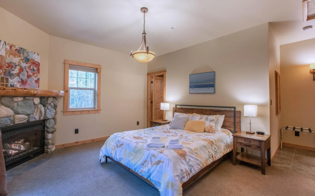 River Lodge in Plain