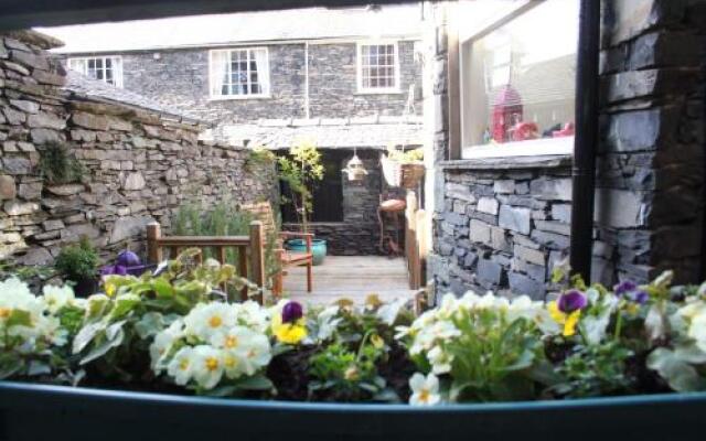 The Lakes B and B