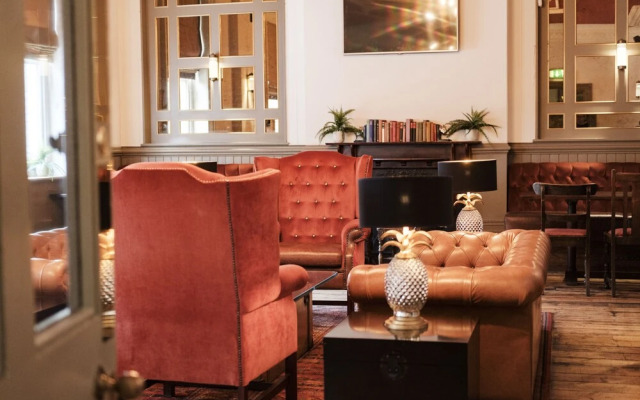The Drayton Court Hotel
