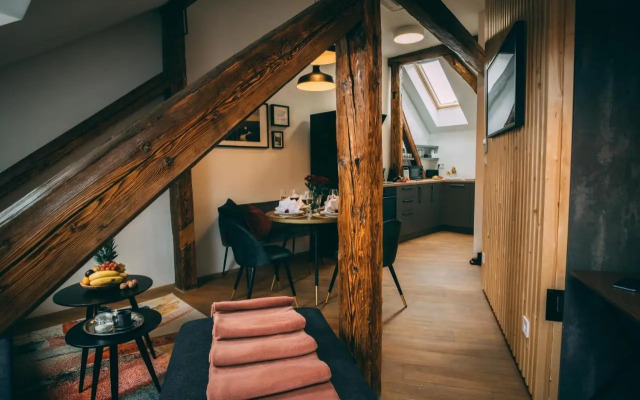 Luxury Oasis, Sauna, AC and Free Parking