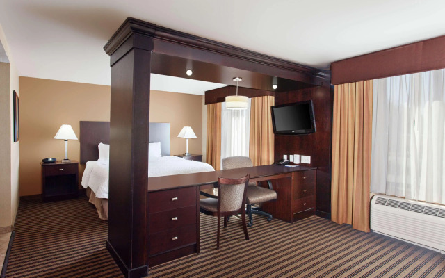 Hampton Inn & Suites Fresno-Northwest