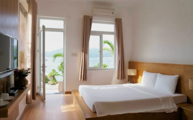 The Light Coral Island Resort – Guest Rooms – Van Ninh