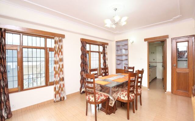 OYO 15381 Home Luxurious 3BHK City View Vikas Nagar