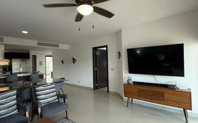 New Casa Paradise Ocean View 2 Bedroom Apts
