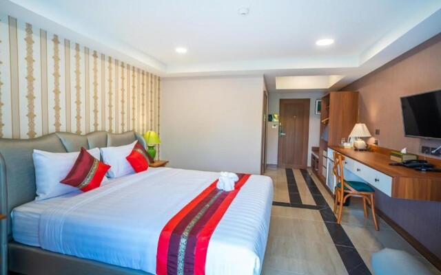 Siri Nakornpink Chiang Mai Hotel (Sha Plus+)