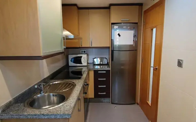 Lovely 2 Bedroom, 2 Bathroom Apartment With Pool