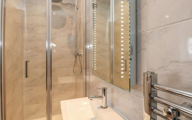 Harbourside Haven Penthouse 1