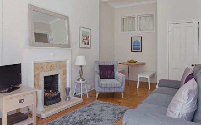 The Edinburgh Address - Classic Marchmont Charm