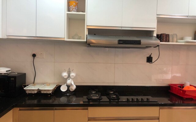 Lux Suites Urban Oasis Apartments