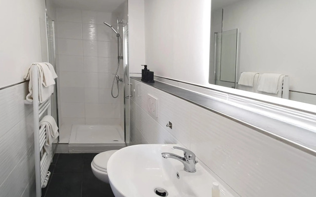Rheinmetropole Hotel