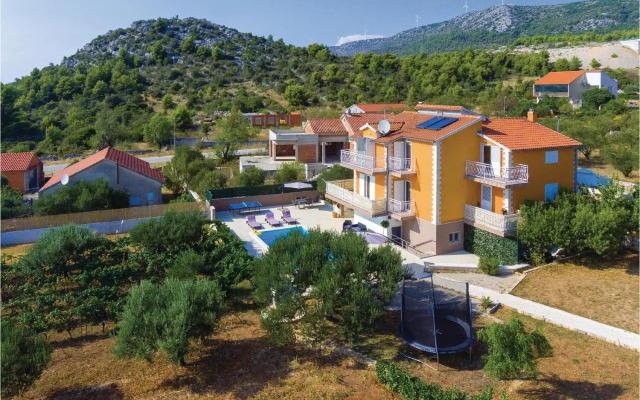 Two-Bedroom Apartment in Sibenik