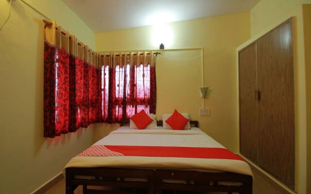 OYO 4303 Flora Home Stay