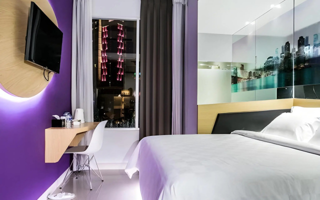 G Suites Hotel by AMITHYA – Guest Rooms – Surabaya