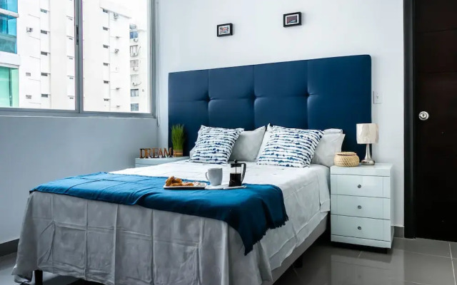 Breath-taking Urban Apartment