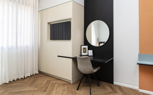 De Picciotto Suites