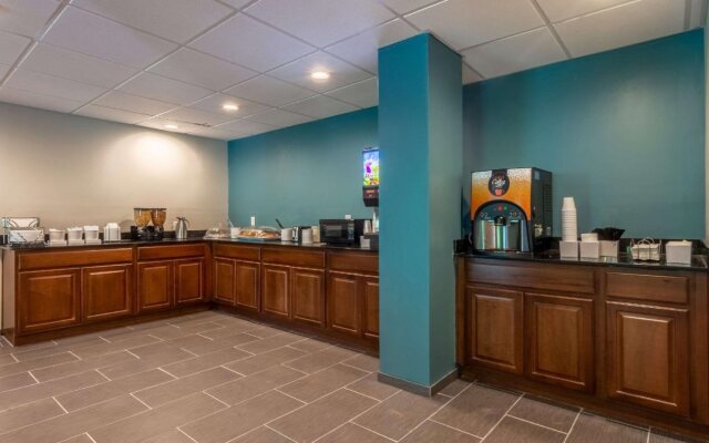 Econo Lodge East Ridge